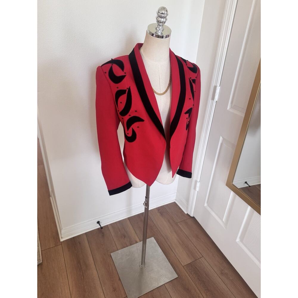 Vintage 80s 90s Red Black Beaded Cropped Short Jacket Open Front Statement MED - Picture 2 of 16
